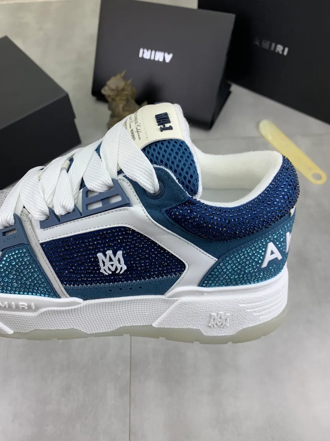 Men's men's shoes 💰P760 New [Amiri] hot diamond series Amiri - high-end quality original order casual shoes for couples 🧑‍🤝‍🧑 - Upper: 🔝Nappa calfskin, suede cowhide, canvas body hot work - Lining: brand mesh canvas cloth - Outsole: ultra-light tpu·rubber; multi-color molded outsole -Ultra-high quality control and exquisite workmanship: highlighted (high-end, extravagance, and class) -Size: Female 35-40 (41 customized) Male 38-45 (46 customized)